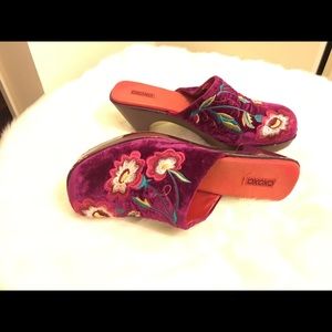 Fabric Upper Rubber Sole Clog